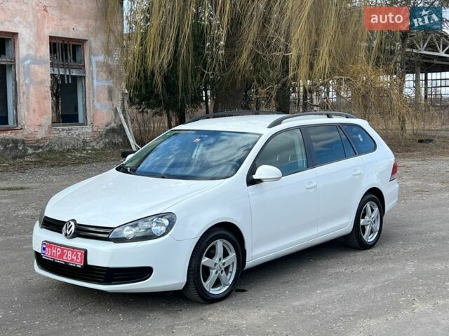 Белый Фольксваген Гольф, объемом двигателя 1.2 л и пробегом 208 тыс. км за 6300 $, фото 23 на Automoto.ua