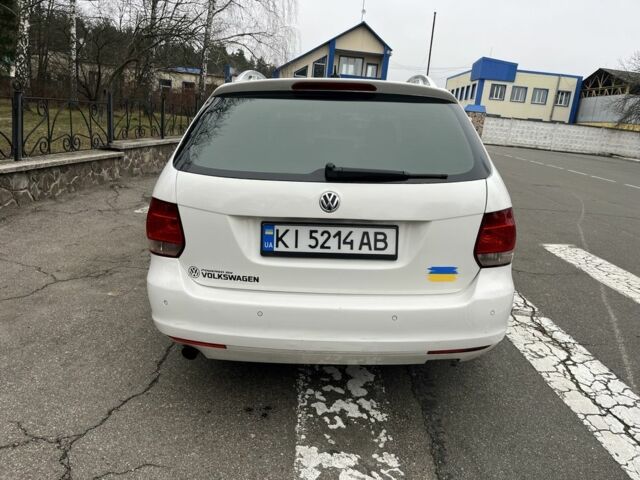 Білий Фольксваген Гольф, об'ємом двигуна 1.6 л та пробігом 375 тис. км за 6750 $, фото 2 на Automoto.ua