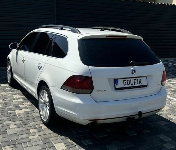 Белый Фольксваген Гольф, объемом двигателя 1.6 л и пробегом 380 тыс. км за 5000 $, фото 13 на Automoto.ua