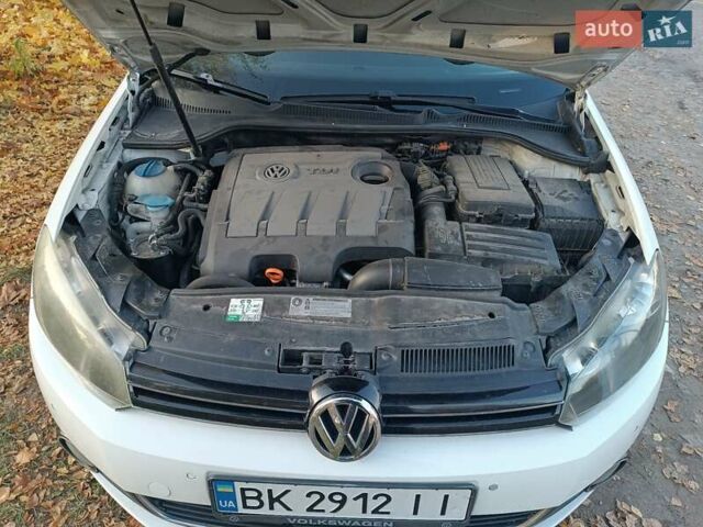 Білий Фольксваген Гольф, об'ємом двигуна 1.6 л та пробігом 339 тис. км за 7500 $, фото 7 на Automoto.ua