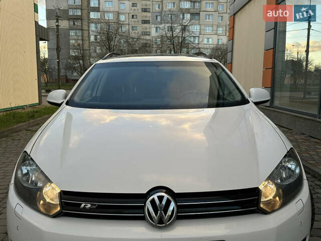 Білий Фольксваген Гольф, об'ємом двигуна 1.6 л та пробігом 241 тис. км за 7650 $, фото 6 на Automoto.ua