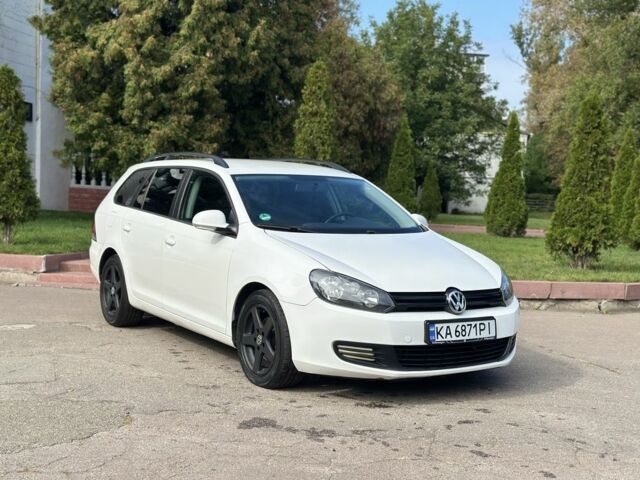 Белый Фольксваген Гольф, объемом двигателя 1.6 л и пробегом 280 тыс. км за 6699 $, фото 2 на Automoto.ua