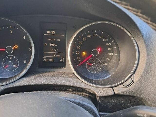 Білий Фольксваген Гольф, об'ємом двигуна 2 л та пробігом 266 тис. км за 7526 $, фото 5 на Automoto.ua