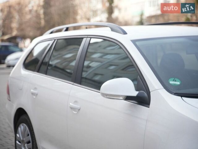 Білий Фольксваген Гольф, об'ємом двигуна 1.2 л та пробігом 217 тис. км за 5950 $, фото 5 на Automoto.ua