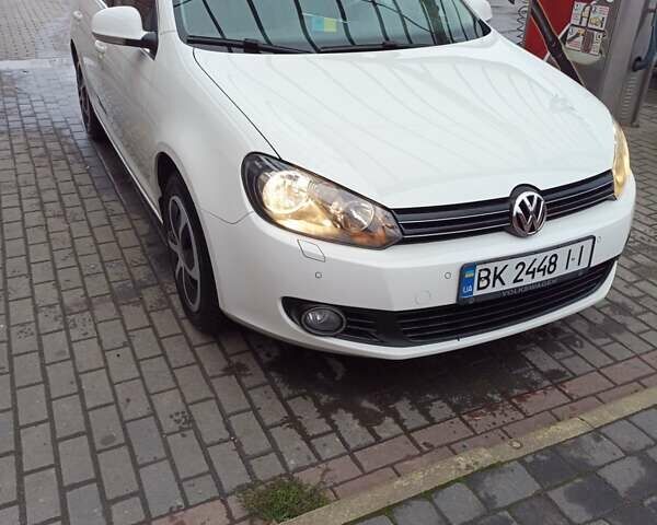 Білий Фольксваген Гольф, об'ємом двигуна 1.39 л та пробігом 275 тис. км за 9200 $, фото 4 на Automoto.ua