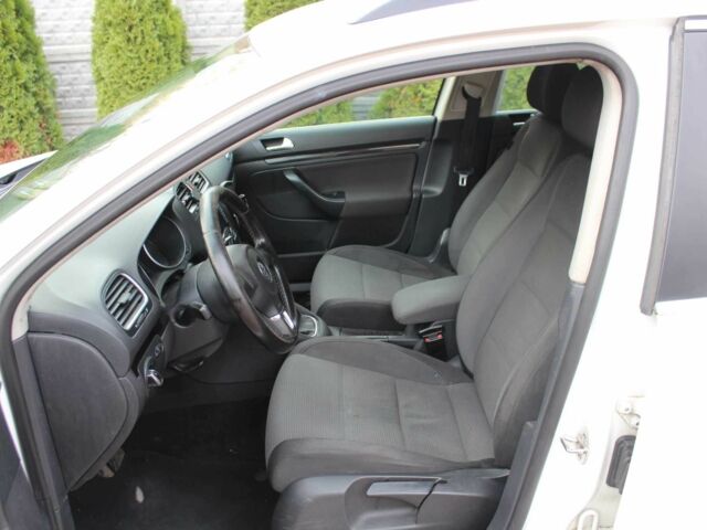 Білий Фольксваген Гольф, об'ємом двигуна 2 л та пробігом 254 тис. км за 6650 $, фото 9 на Automoto.ua