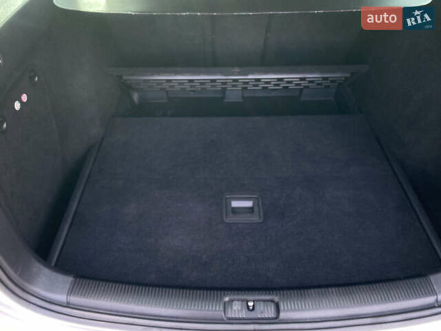 Білий Фольксваген Гольф, об'ємом двигуна 1.6 л та пробігом 235 тис. км за 9100 $, фото 50 на Automoto.ua