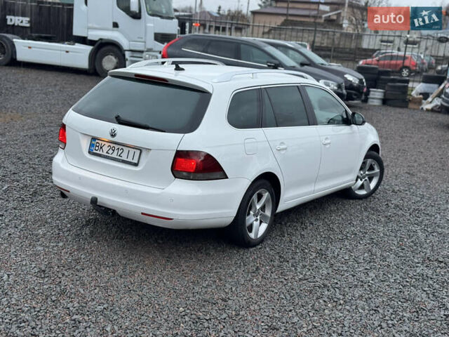 Белый Фольксваген Гольф, объемом двигателя 1.6 л и пробегом 279 тыс. км за 6950 $, фото 15 на Automoto.ua