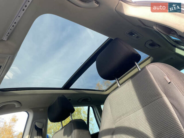 Білий Фольксваген Гольф, об'ємом двигуна 1.6 л та пробігом 235 тис. км за 9100 $, фото 31 на Automoto.ua