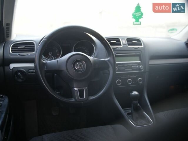 Білий Фольксваген Гольф, об'ємом двигуна 1.2 л та пробігом 217 тис. км за 5950 $, фото 13 на Automoto.ua