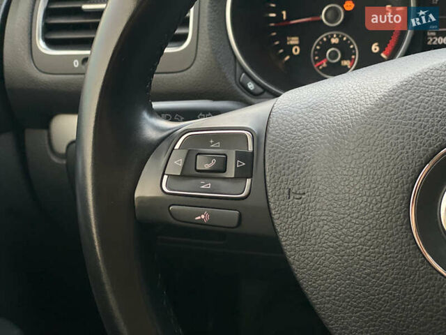 Белый Фольксваген Гольф, объемом двигателя 1.6 л и пробегом 220 тыс. км за 7099 $, фото 37 на Automoto.ua