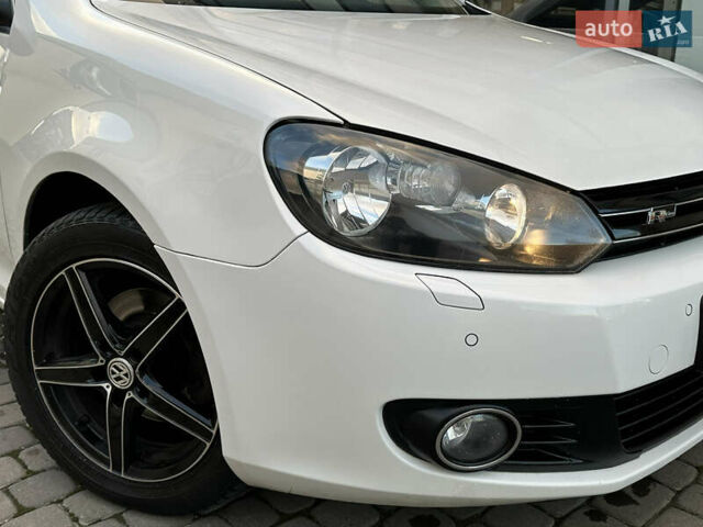 Білий Фольксваген Гольф, об'ємом двигуна 1.6 л та пробігом 241 тис. км за 7650 $, фото 8 на Automoto.ua