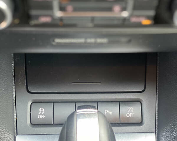 Білий Фольксваген Гольф, об'ємом двигуна 1.6 л та пробігом 235 тис. км за 9100 $, фото 29 на Automoto.ua