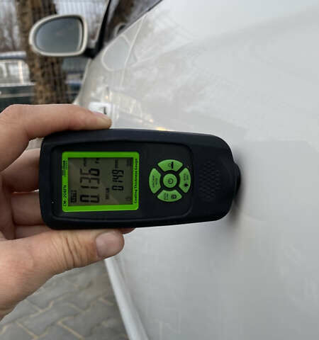 Белый Фольксваген Гольф, объемом двигателя 1.6 л и пробегом 220 тыс. км за 7099 $, фото 55 на Automoto.ua