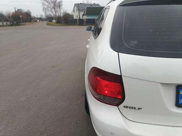 Белый Фольксваген Гольф, объемом двигателя 1.6 л и пробегом 295 тыс. км за 7500 $, фото 9 на Automoto.ua