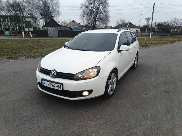Белый Фольксваген Гольф, объемом двигателя 1.6 л и пробегом 295 тыс. км за 7500 $, фото 3 на Automoto.ua