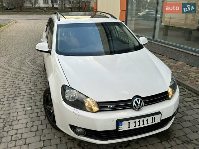 Білий Фольксваген Гольф, об'ємом двигуна 1.6 л та пробігом 241 тис. км за 7650 $, фото 3 на Automoto.ua