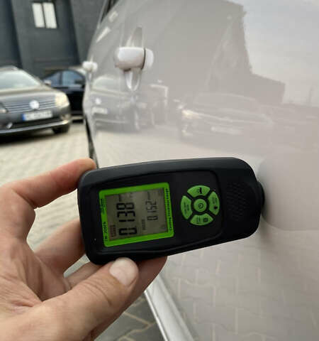 Белый Фольксваген Гольф, объемом двигателя 1.6 л и пробегом 220 тыс. км за 7099 $, фото 61 на Automoto.ua