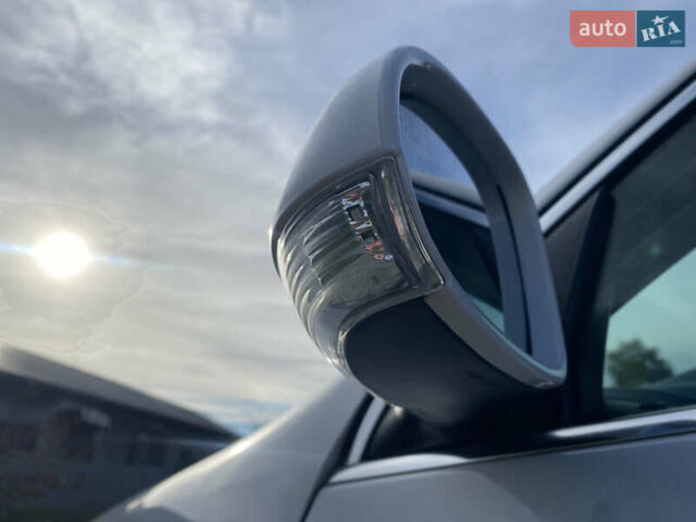 Білий Фольксваген Гольф, об'ємом двигуна 1.6 л та пробігом 235 тис. км за 9100 $, фото 15 на Automoto.ua