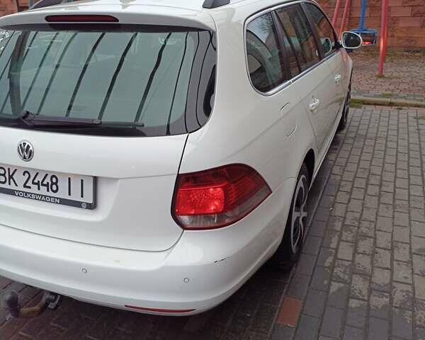 Білий Фольксваген Гольф, об'ємом двигуна 1.39 л та пробігом 275 тис. км за 9200 $, фото 10 на Automoto.ua