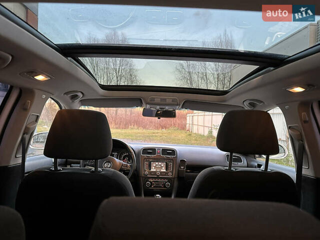 Білий Фольксваген Гольф, об'ємом двигуна 1.6 л та пробігом 241 тис. км за 7650 $, фото 27 на Automoto.ua