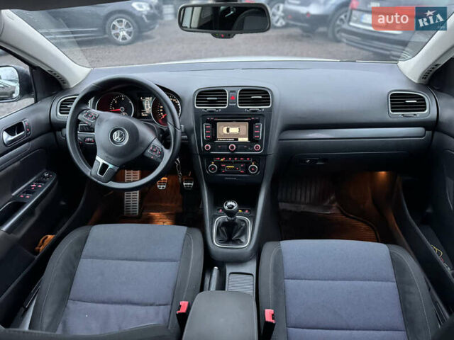Белый Фольксваген Гольф, объемом двигателя 1.6 л и пробегом 279 тыс. км за 6950 $, фото 24 на Automoto.ua