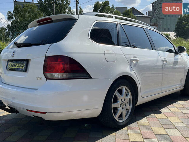 Білий Фольксваген Гольф, об'ємом двигуна 2 л та пробігом 217 тис. км за 8450 $, фото 5 на Automoto.ua