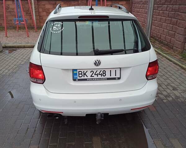 Білий Фольксваген Гольф, об'ємом двигуна 1.39 л та пробігом 275 тис. км за 9200 $, фото 12 на Automoto.ua