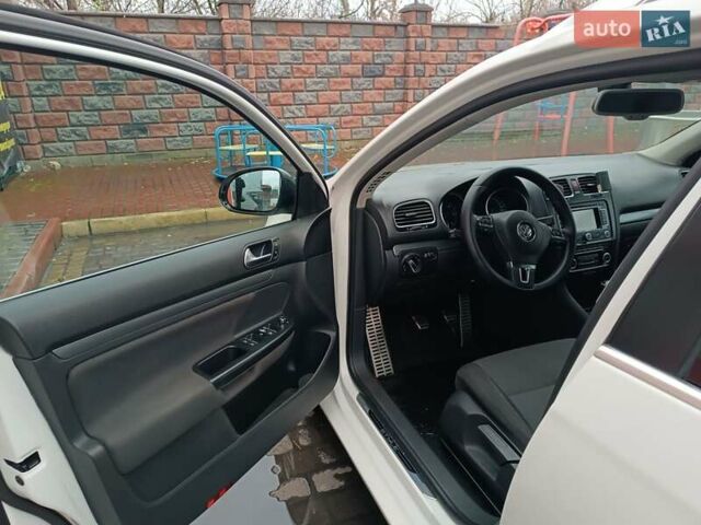 Білий Фольксваген Гольф, об'ємом двигуна 1.6 л та пробігом 339 тис. км за 7500 $, фото 16 на Automoto.ua