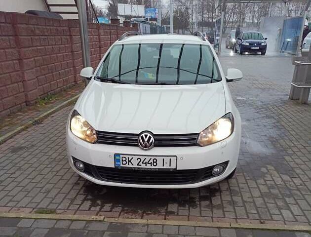 Білий Фольксваген Гольф, об'ємом двигуна 1.39 л та пробігом 275 тис. км за 9200 $, фото 13 на Automoto.ua