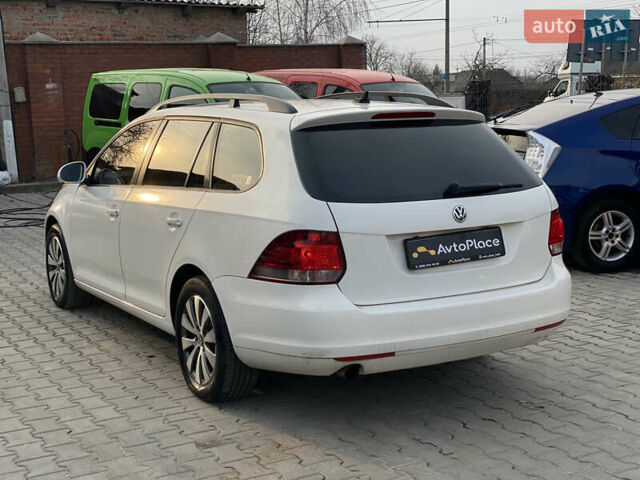 Белый Фольксваген Гольф, объемом двигателя 1.6 л и пробегом 220 тыс. км за 7099 $, фото 14 на Automoto.ua