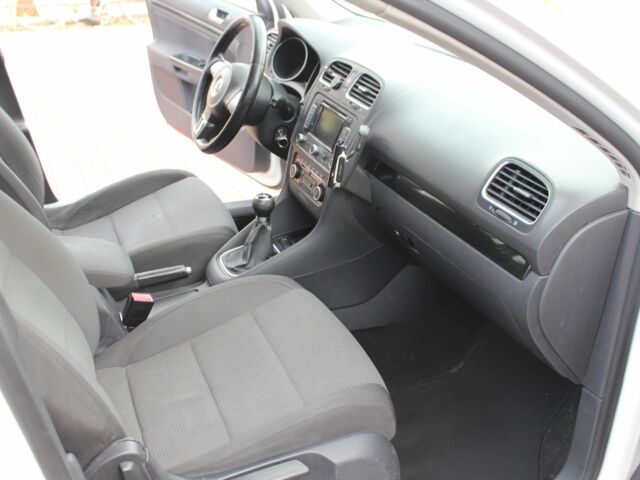 Білий Фольксваген Гольф, об'ємом двигуна 2 л та пробігом 254 тис. км за 6650 $, фото 14 на Automoto.ua