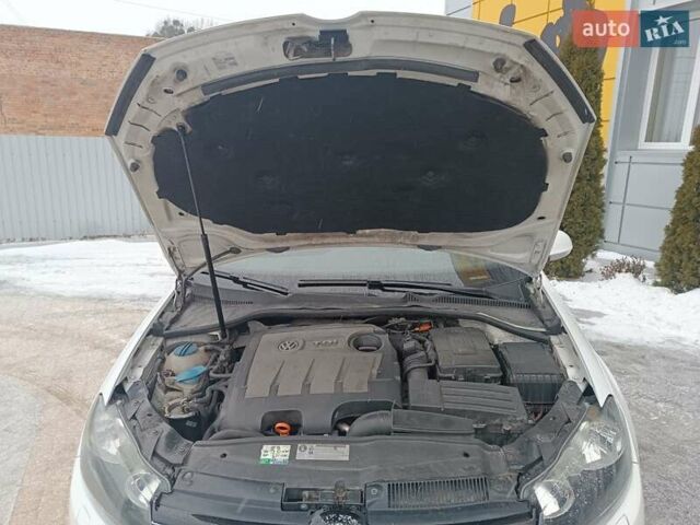 Білий Фольксваген Гольф, об'ємом двигуна 1.6 л та пробігом 261 тис. км за 8300 $, фото 8 на Automoto.ua