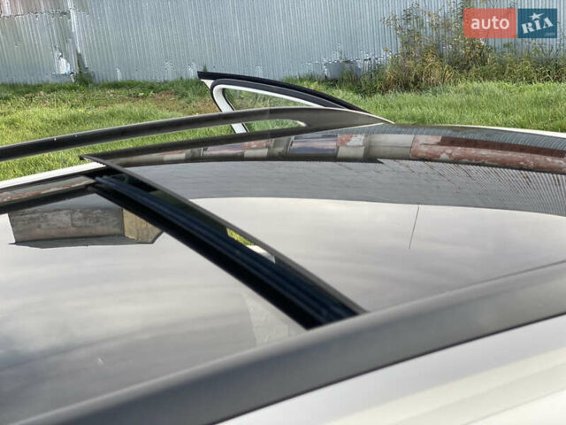 Білий Фольксваген Гольф, об'ємом двигуна 1.6 л та пробігом 235 тис. км за 9100 $, фото 21 на Automoto.ua