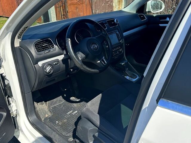 Белый Фольксваген Гольф, объемом двигателя 1.4 л и пробегом 239 тыс. км за 7900 $, фото 6 на Automoto.ua