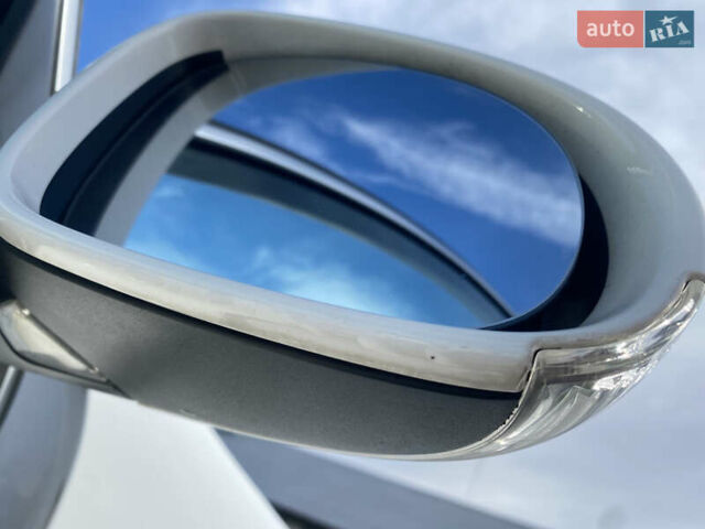 Білий Фольксваген Гольф, об'ємом двигуна 1.6 л та пробігом 235 тис. км за 9100 $, фото 19 на Automoto.ua