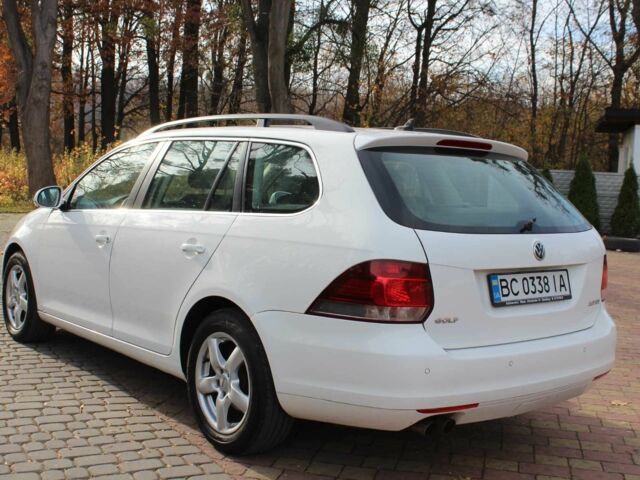 Білий Фольксваген Гольф, об'ємом двигуна 2 л та пробігом 254 тис. км за 6650 $, фото 4 на Automoto.ua