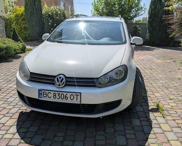 Белый Фольксваген Гольф, объемом двигателя 1.97 л и пробегом 241 тыс. км за 7600 $, фото 8 на Automoto.ua