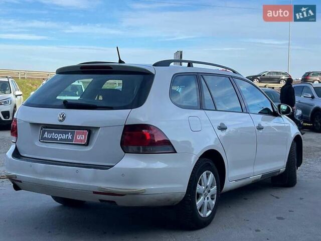 Белый Фольксваген Гольф, объемом двигателя 1.6 л и пробегом 289 тыс. км за 9590 $, фото 6 на Automoto.ua