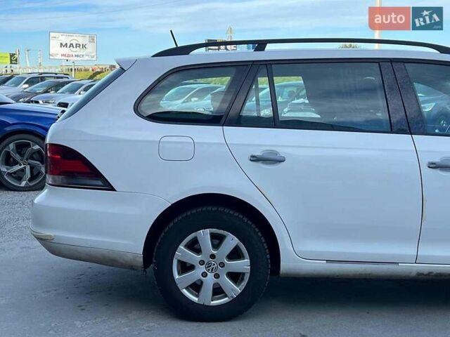 Белый Фольксваген Гольф, объемом двигателя 1.6 л и пробегом 289 тыс. км за 9590 $, фото 7 на Automoto.ua