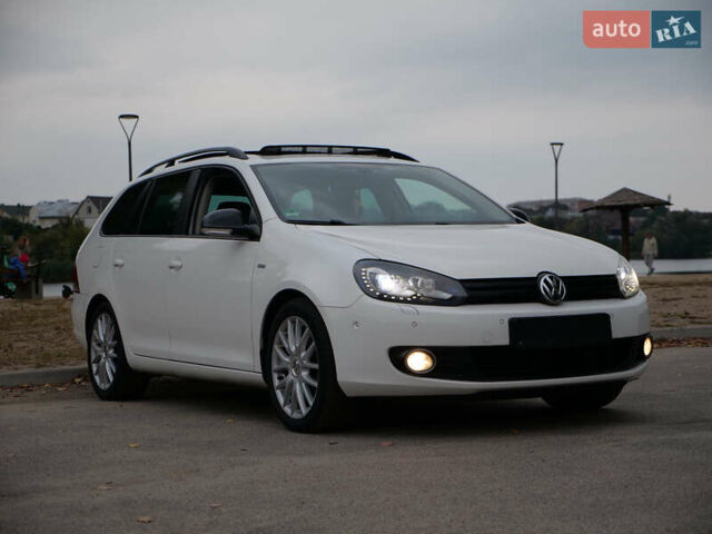 Білий Фольксваген Гольф, об'ємом двигуна 2 л та пробігом 253 тис. км за 9500 $, фото 16 на Automoto.ua