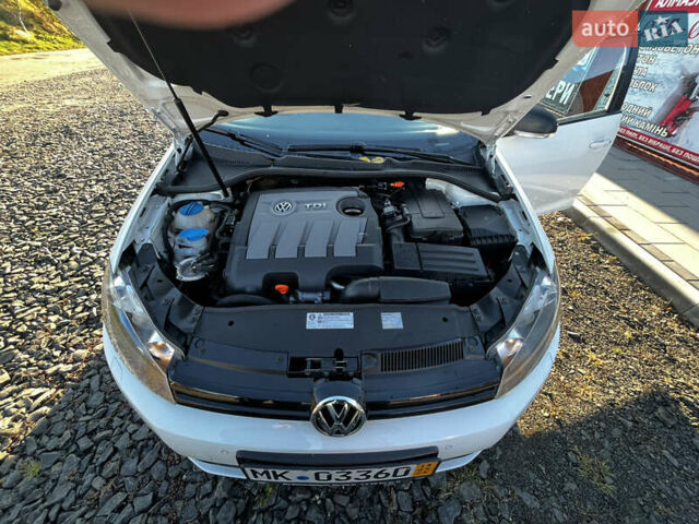 Белый Фольксваген Гольф, объемом двигателя 1.6 л и пробегом 327 тыс. км за 7800 $, фото 22 на Automoto.ua