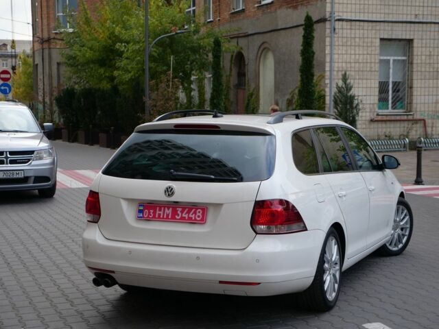 Білий Фольксваген Гольф, об'ємом двигуна 2 л та пробігом 253 тис. км за 9500 $, фото 2 на Automoto.ua