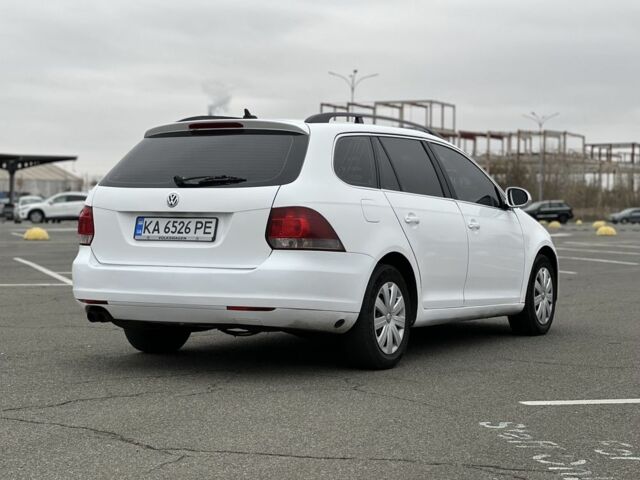 Білий Фольксваген Гольф, об'ємом двигуна 2.5 л та пробігом 258 тис. км за 6800 $, фото 4 на Automoto.ua