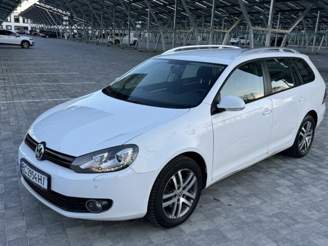 Белый Фольксваген Гольф, объемом двигателя 1.4 л и пробегом 130 тыс. км за 7800 $, фото 2 на Automoto.ua