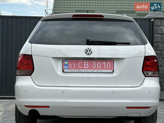 Білий Фольксваген Гольф, об'ємом двигуна 1.6 л та пробігом 215 тис. км за 8600 $, фото 20 на Automoto.ua