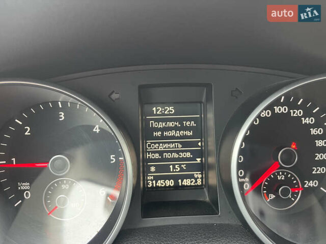 Белый Фольксваген Гольф, объемом двигателя 1.6 л и пробегом 314 тыс. км за 7900 $, фото 12 на Automoto.ua
