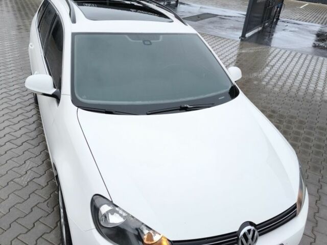 Белый Фольксваген Гольф, объемом двигателя 2 л и пробегом 320 тыс. км за 10000 $, фото 3 на Automoto.ua