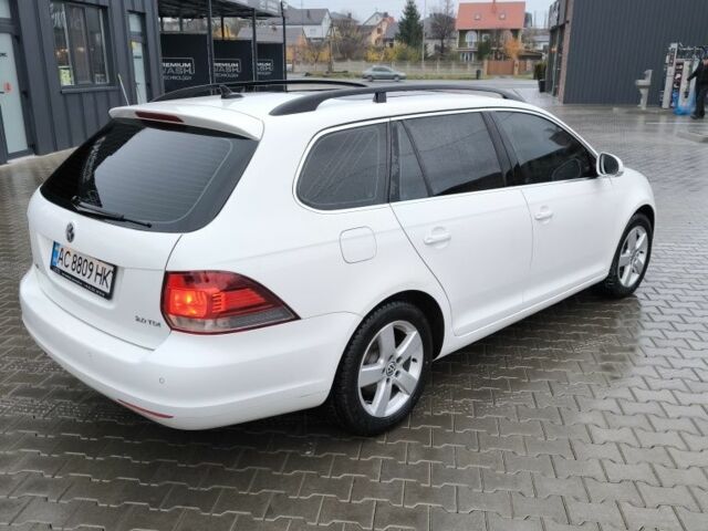 Белый Фольксваген Гольф, объемом двигателя 2 л и пробегом 320 тыс. км за 10000 $, фото 2 на Automoto.ua