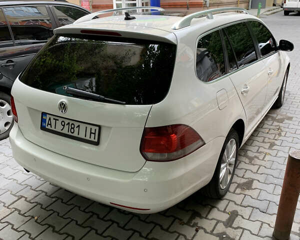 Белый Фольксваген Гольф, объемом двигателя 1.6 л и пробегом 248 тыс. км за 8499 $, фото 7 на Automoto.ua